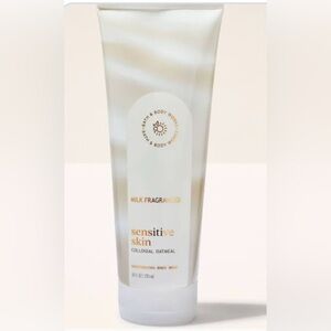 Final Price Drop New Bath Body Works Sensitive Skin Milk Moisturizing Body Wash